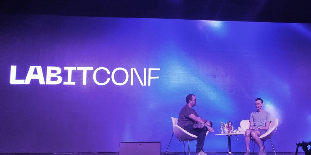 FTX Crisis Is the Hottest Topic at the Biggest Bitcoin Conference in Latin America