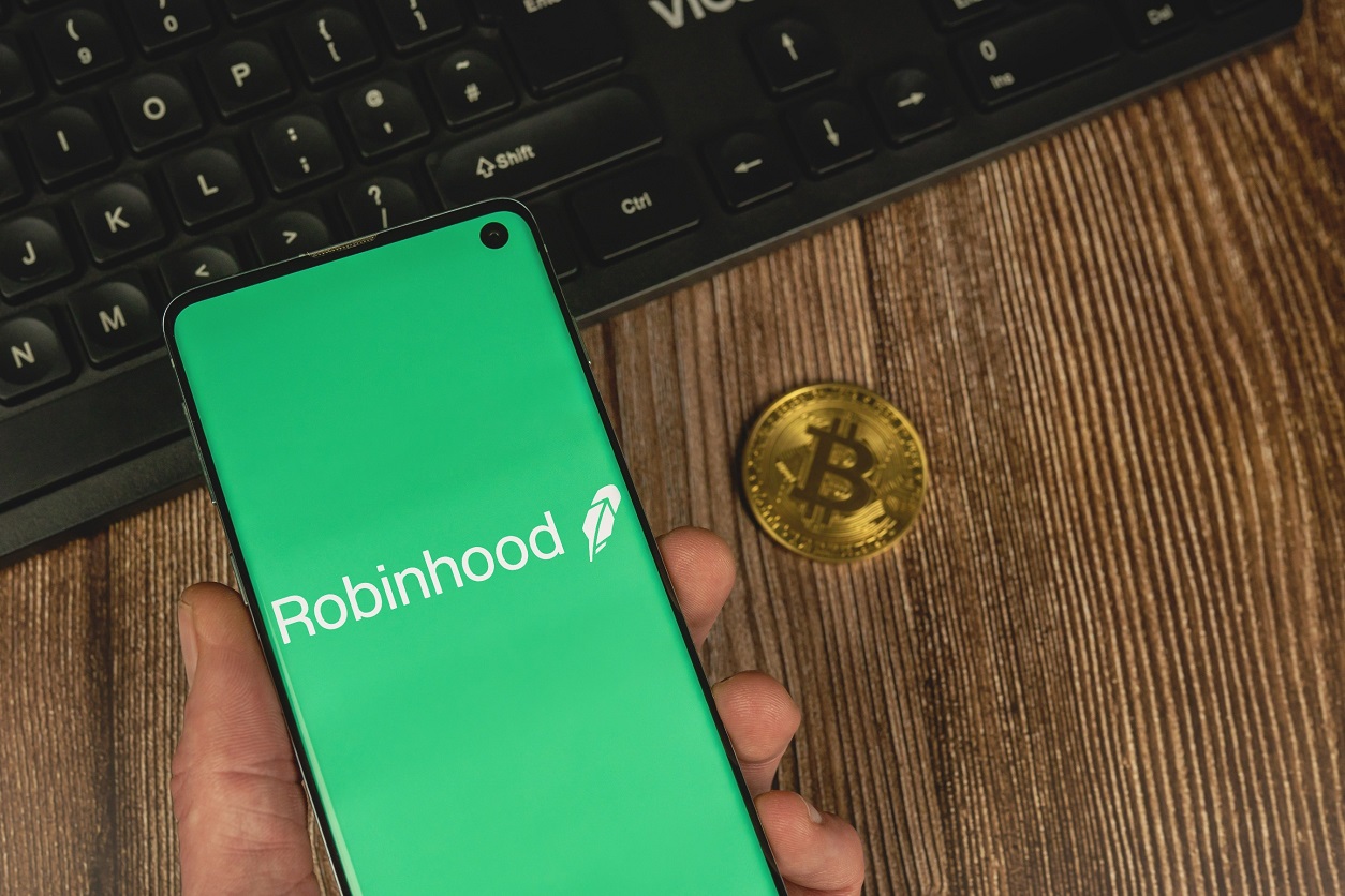 Robinhood to buy back Bankman-Fried's seized 7.6% stake